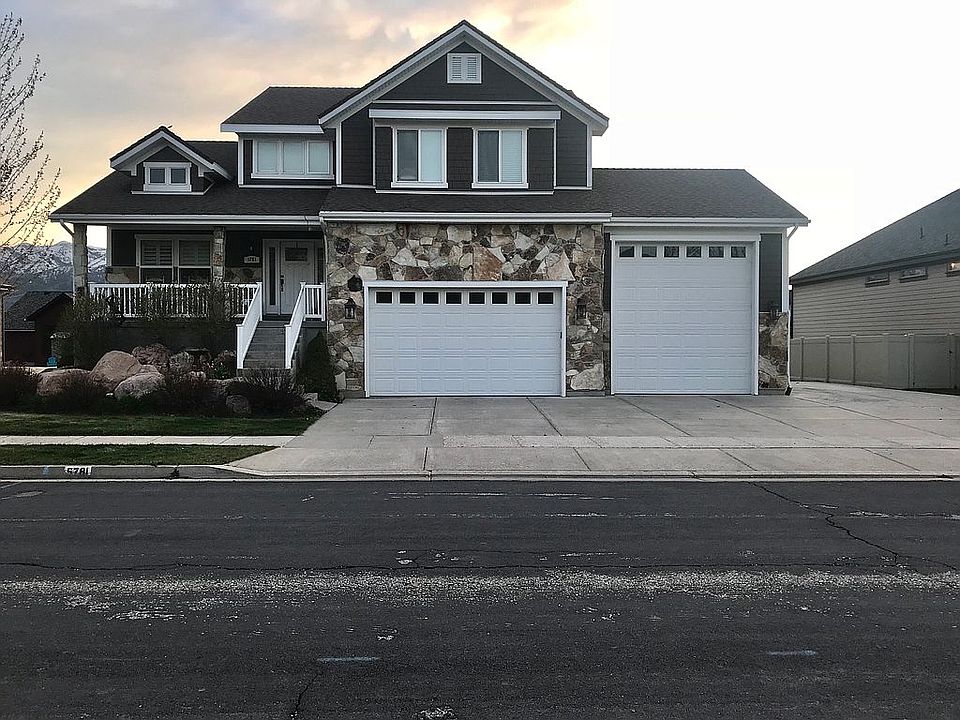 1st image of 5781 N Belmont Dr
