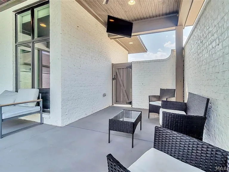 7132 Fain Park Dr — Photo 54