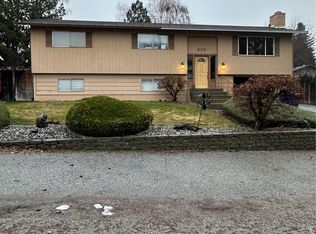 805 N Ladd Ave, East Wenatchee, WA