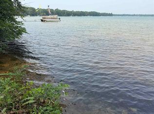 14832 Williams Dr, Elk Rapids, MI 49629