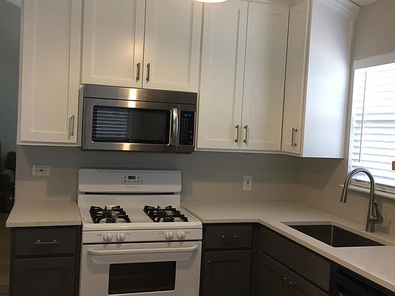 Newly remodeled kitchen.