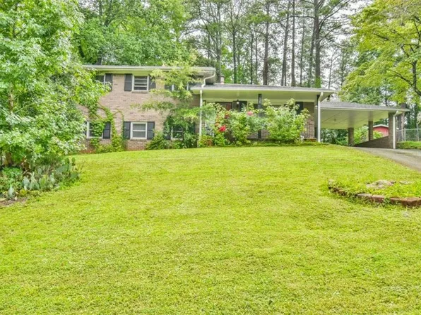 1956 Valley Ridge Dr SW, Atlanta, GA 30331