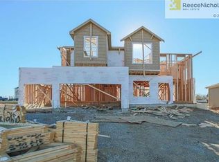 8209 W 166th St, Overland Park, KS 66085