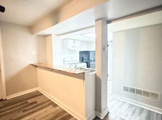 1336 S 30th Ave APT 4, Omaha, NE 68105