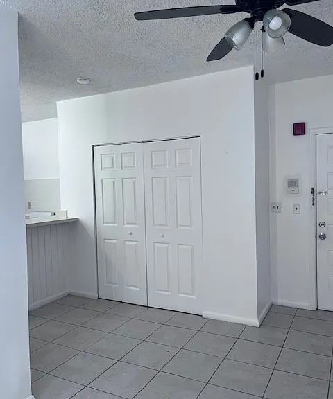 215 Calabria Ave #6 — Photo 3