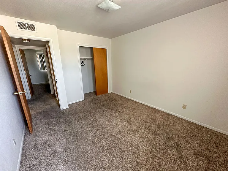 2713 Luther Dr — Photo 7