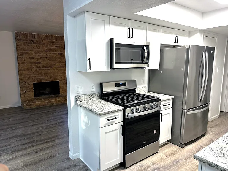 6906 Argonne Forest Cv #A — Photo 4