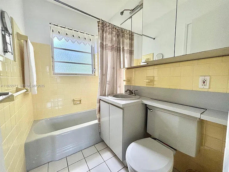 1125 SE 14th Pl #21C — Photo 12