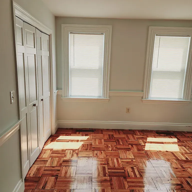 83 E Main St — Photo 2