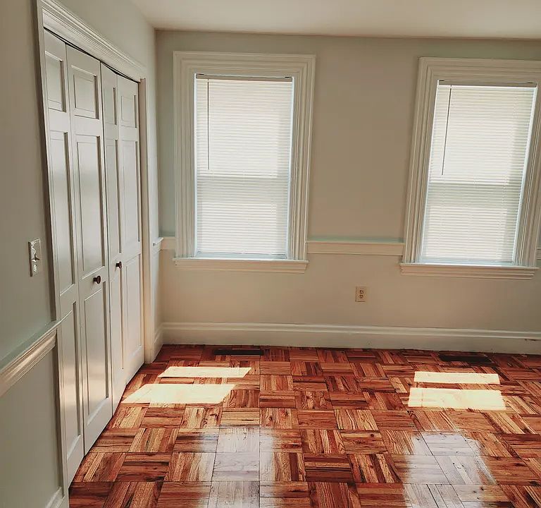 2nd image of 83 E Main St APT 3