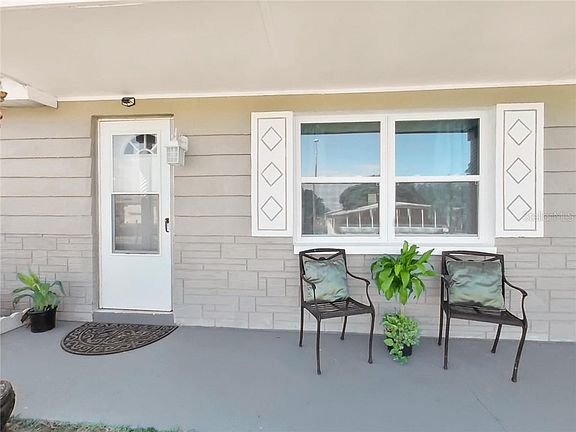 4th image of 2445 Palmwood Dr