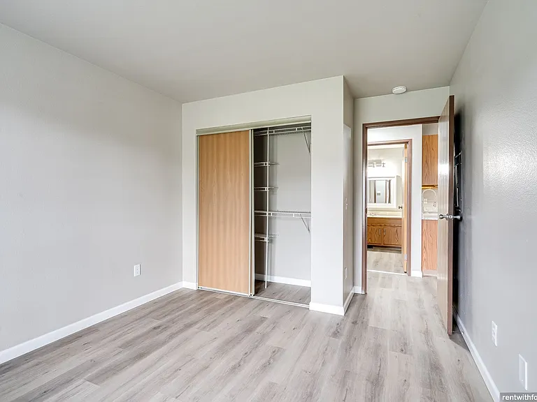 432 N Peters Ave — Photo 57