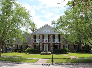43 Madera Ct, Kenner, LA 70065