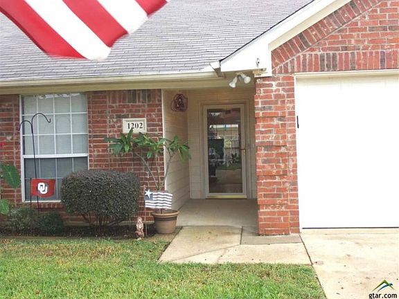 2nd image of 5401 Hollytree Dr APT 1202