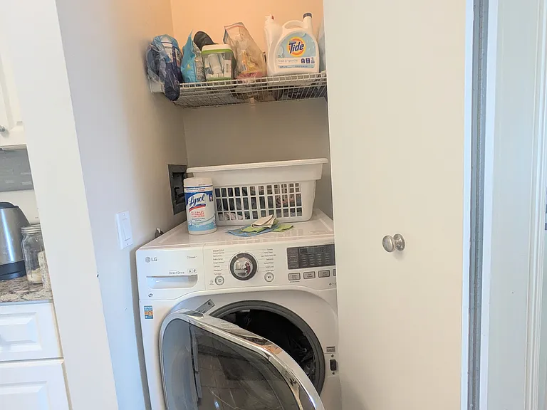 33 W Ontario St #26C — Photo 8