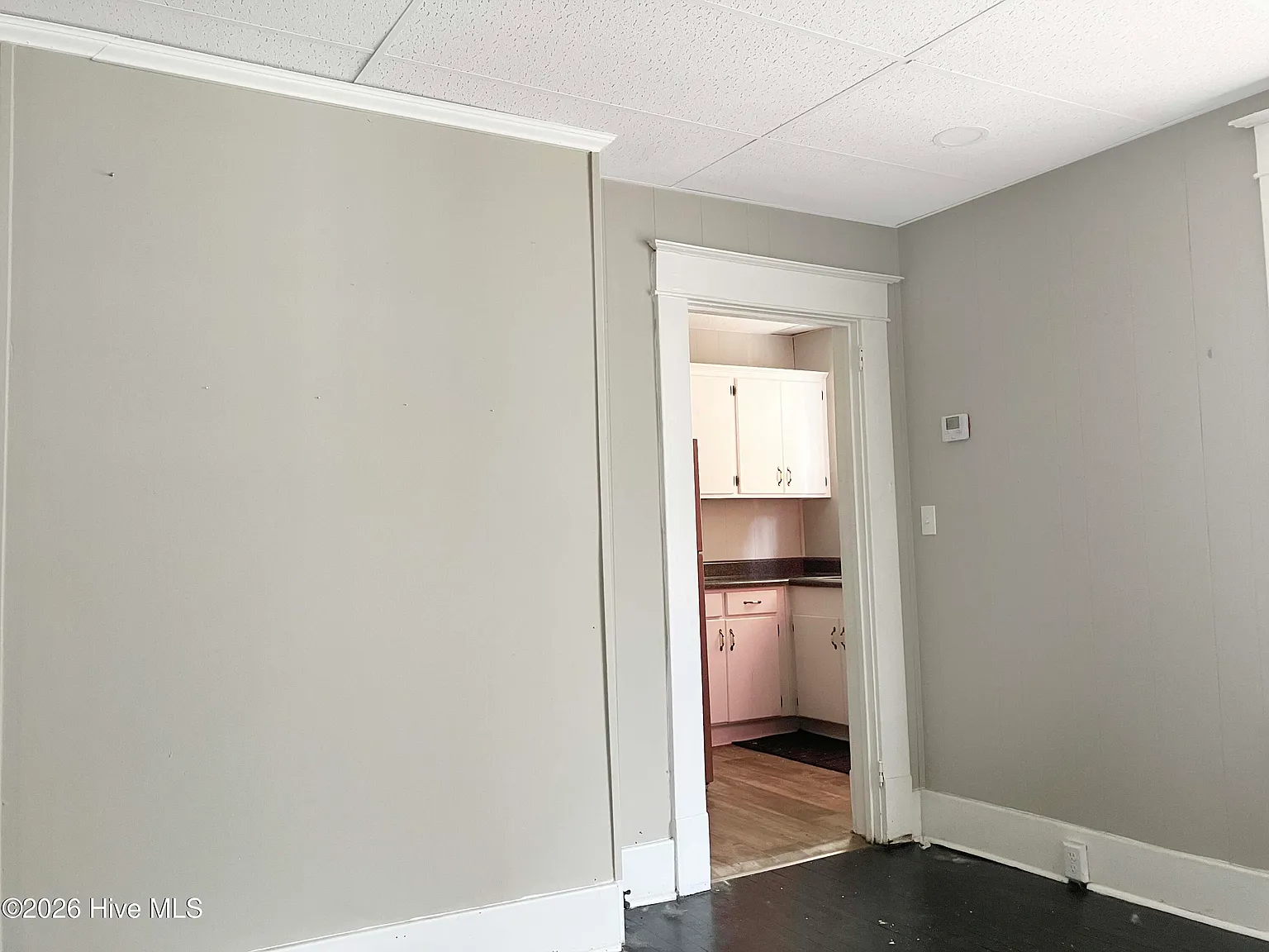 4 bed, 2.0 bath, $1,000 — Photo 3