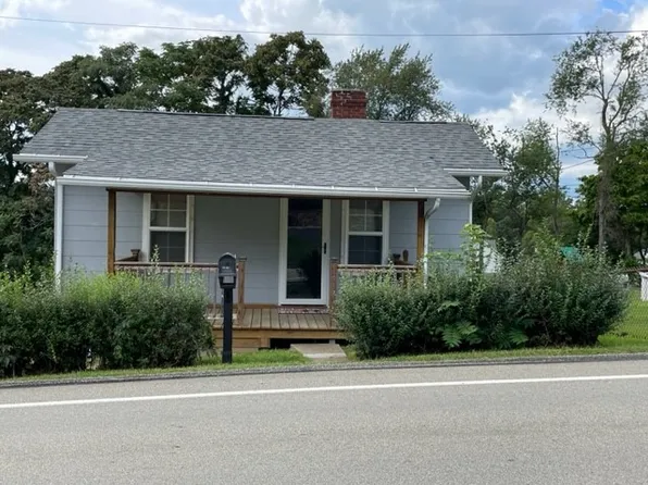 447 Mountain Rd, Uniontown, PA 15401