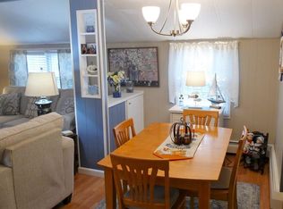12 Pipers Way, Carver, MA 02330
