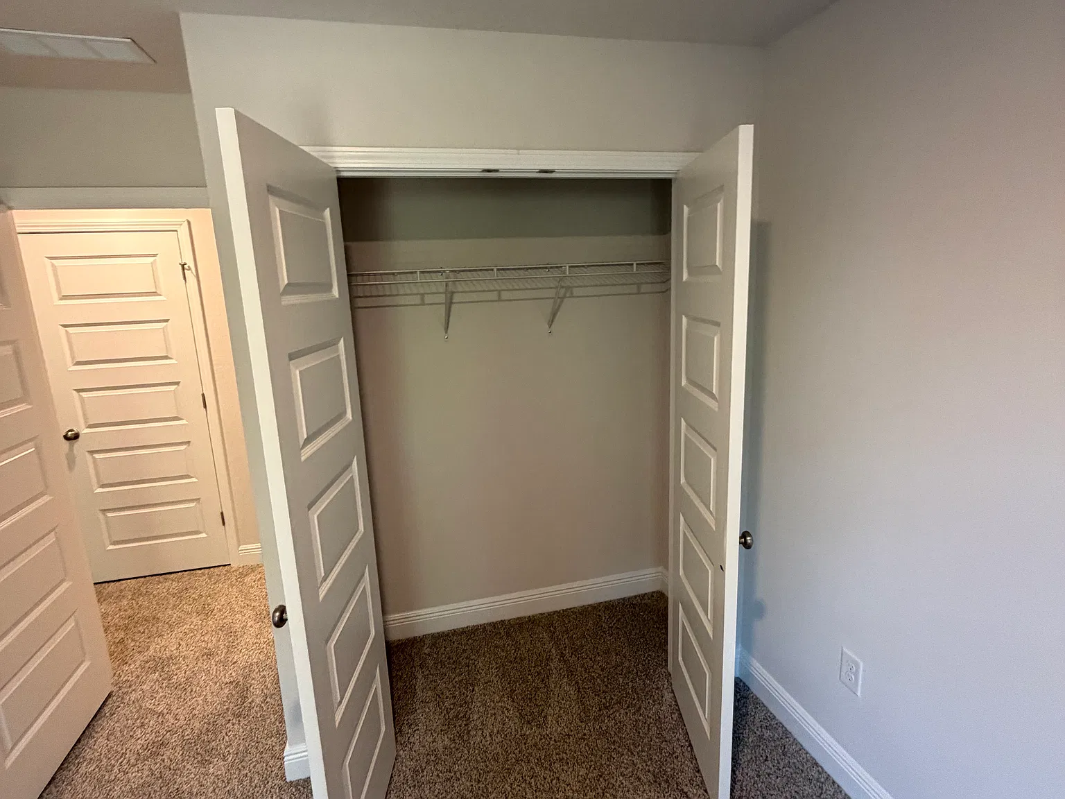 17 Hatten Ct — Photo 1