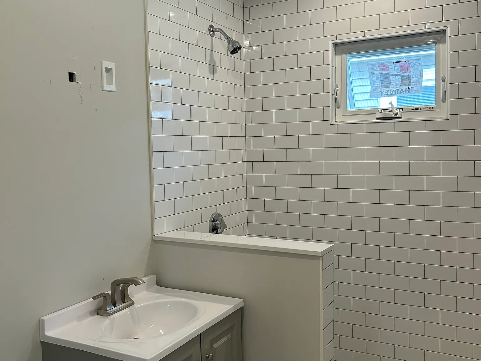 3 bed, 1200 sqft, $3,850 — Photo 3