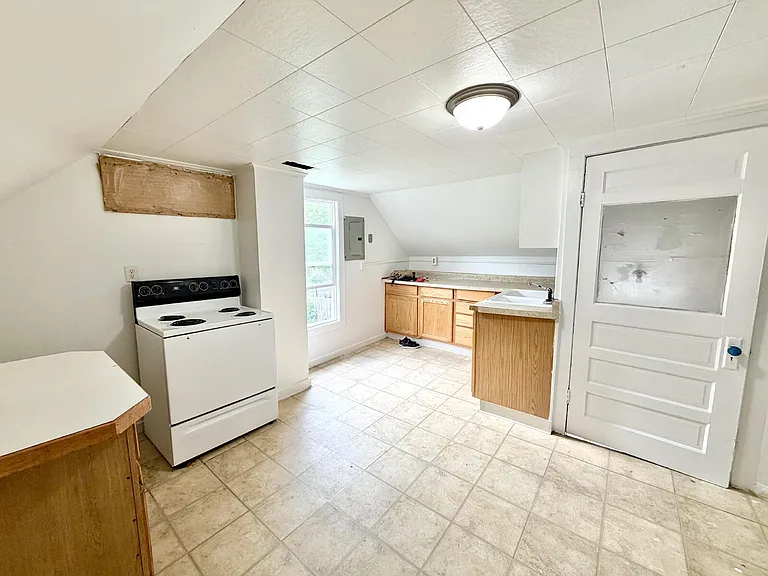 2401 Lowell Ave #2 — Photo 2