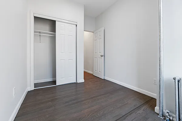 Rented by REAL New York | media 22