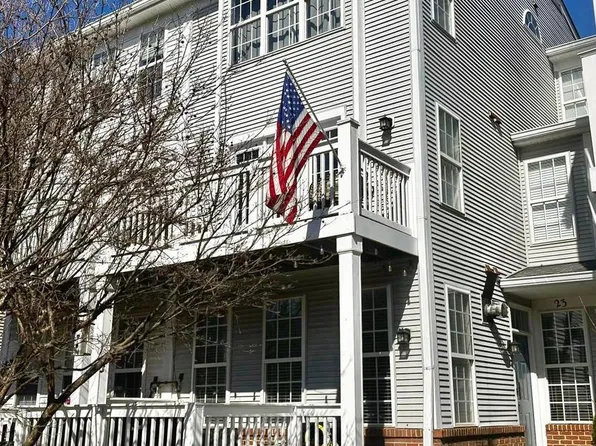 23 Crusader Ct, Germantown, MD 20874