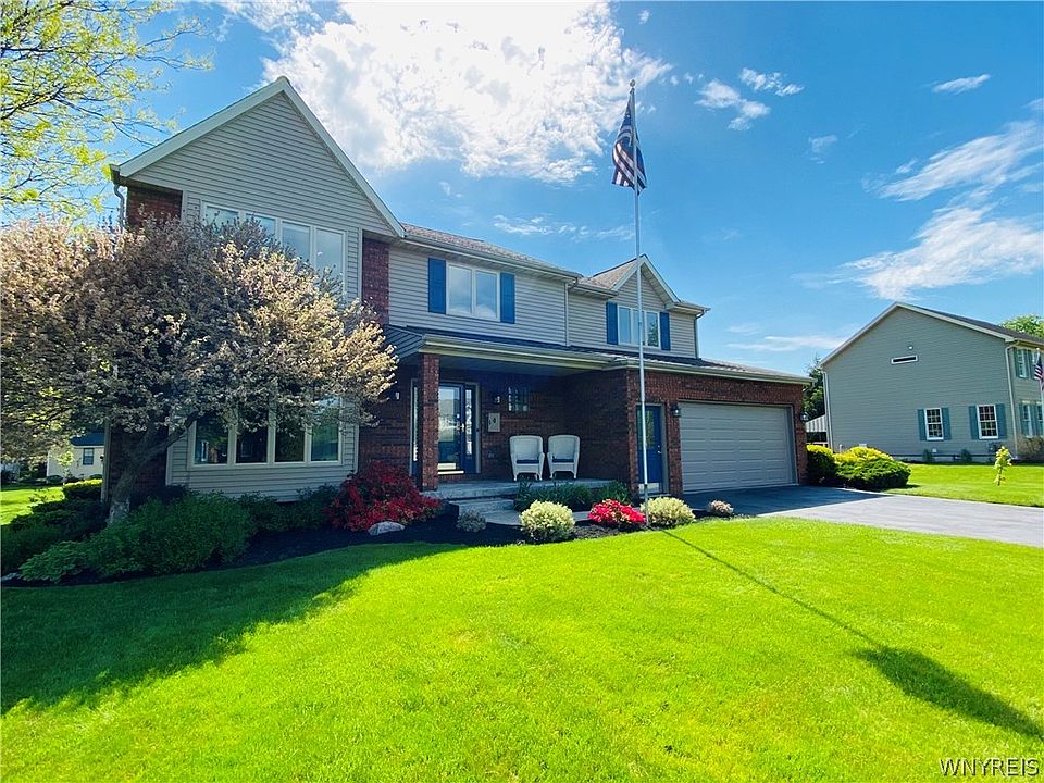 4 Stoneridge Ln, Akron, NY 14001 Zillow