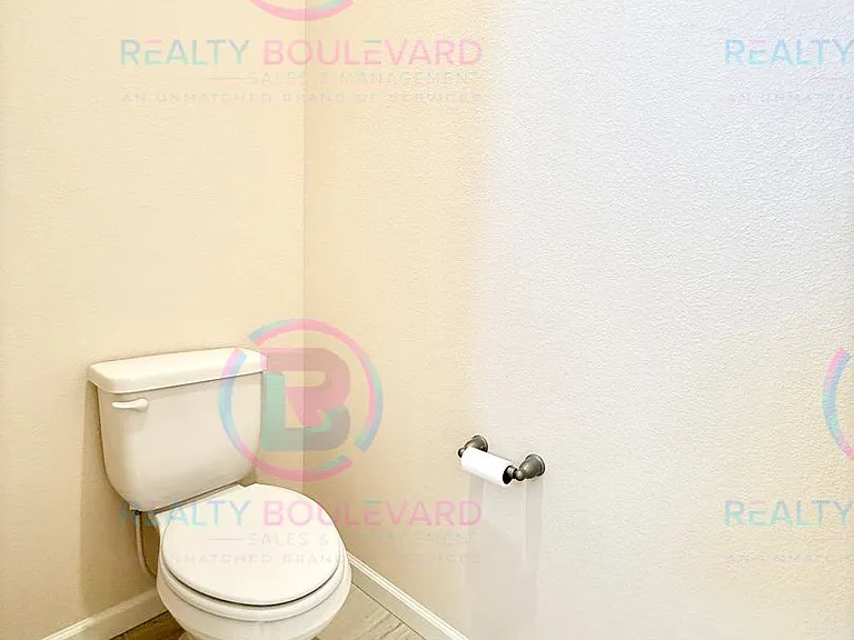 1019 Middle Gate Rd — Photo 14