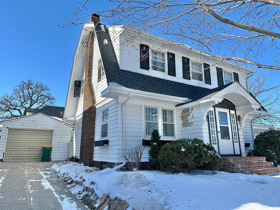 1st image of 627 E Park Ave