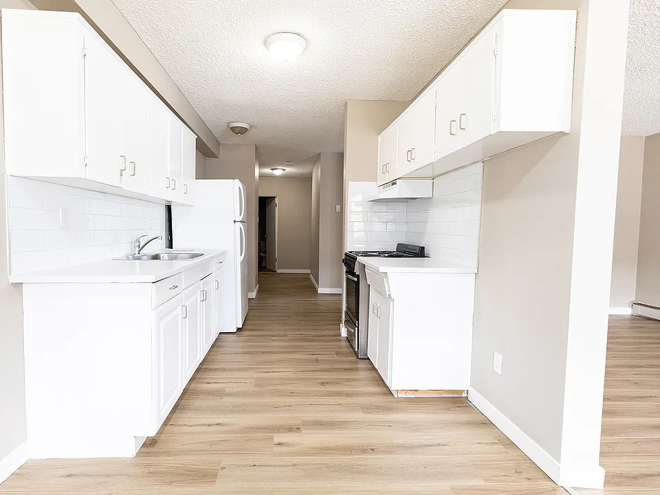 2111 54th Ave SW