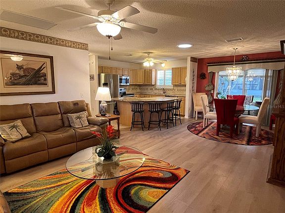 3rd image of 9584 SE 168th Maplesong Ln