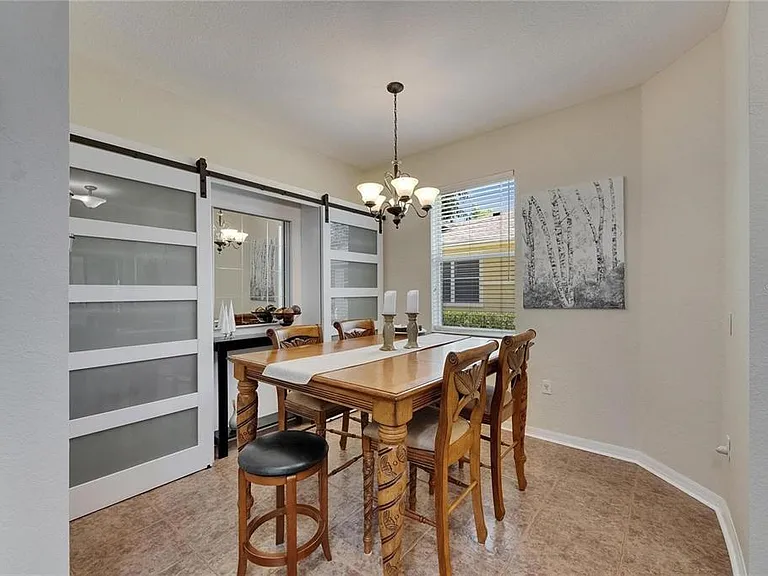 2068 Sifield Greens Way — Photo 18
