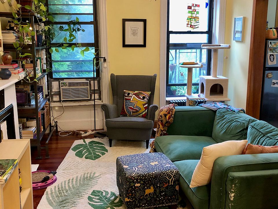 1st image of 715 Sackett St APT 2R