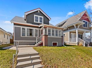 907 S 56th St, West Allis, WI 53214