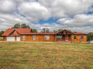 11 S Ridge Meadows Ln, Troy, MO 63379