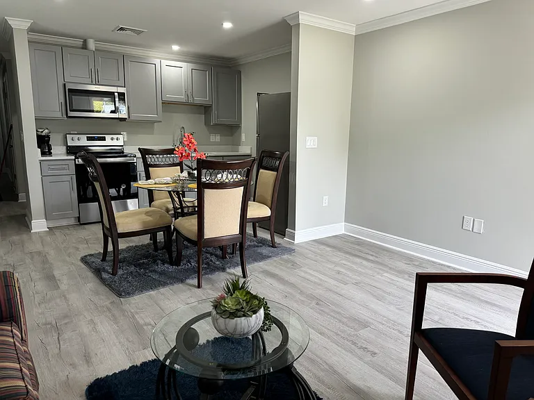 32 S Dancy St #169 — Photo 9