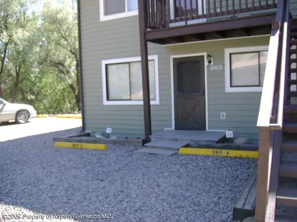 665 N 7th St, Silt, CO 81652