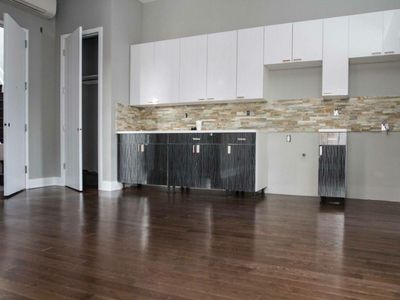 1070 Cypress Ave, Ridgewood, NY, 11385