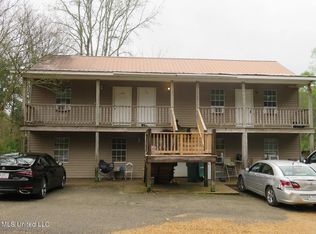 6 Clayton Dennis Rd, Brooklyn, MS 39425