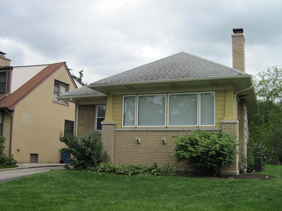 1st image of 301 N Oaklawn Ave