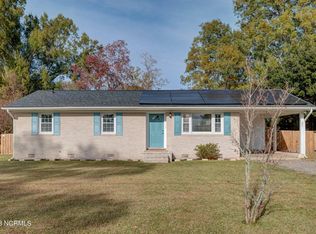 221 Bermuda Dr, Wilmington, NC 28401