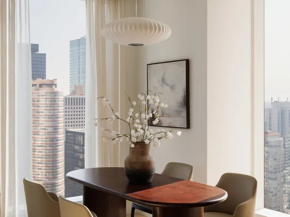 138 East 50th Street image 3 of 26