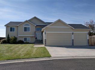 1615 W Velvet Ct, Spokane, WA 99208