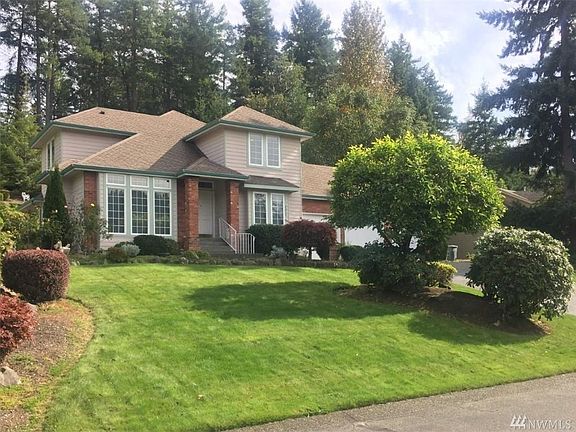 4th image of 2215 21st Avenue Ct NW