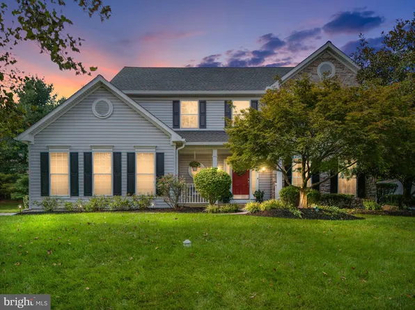 5152 Lovering Dr, Doylestown, PA 18902