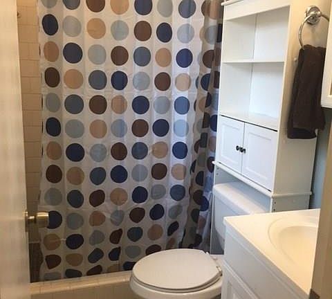 4th image of 4940 Catalina Cir