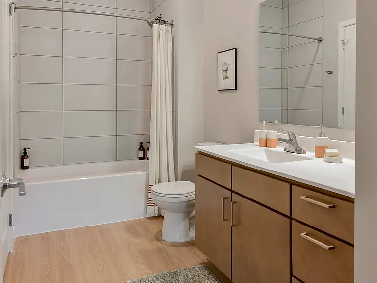 The Aurilla Apartments — Photo 11
