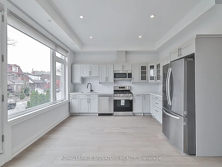 60 Belvidere Ave — Photo 4