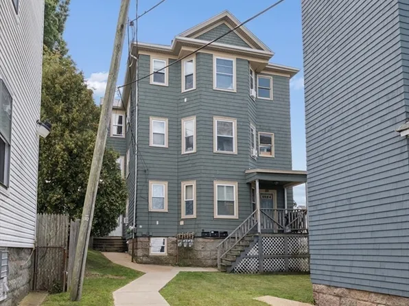 89 Rockland St, Fall River, MA 02724